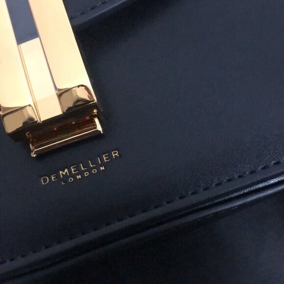 Black Shoulder Bag Demellier - Picture 8 of 9